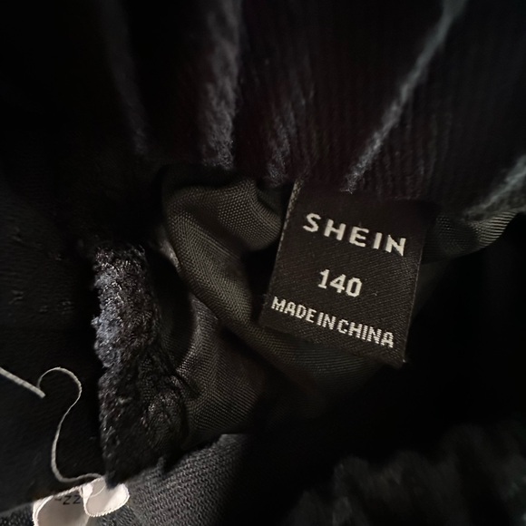 SHEIN Kids Black Jeans - Picture 3 of 3